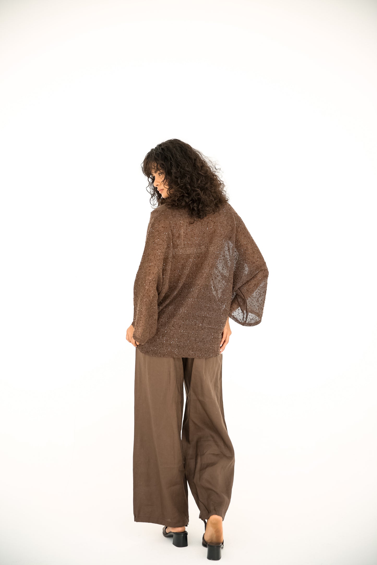 Pure linen trousers with a mesh and linen blouse in Brown