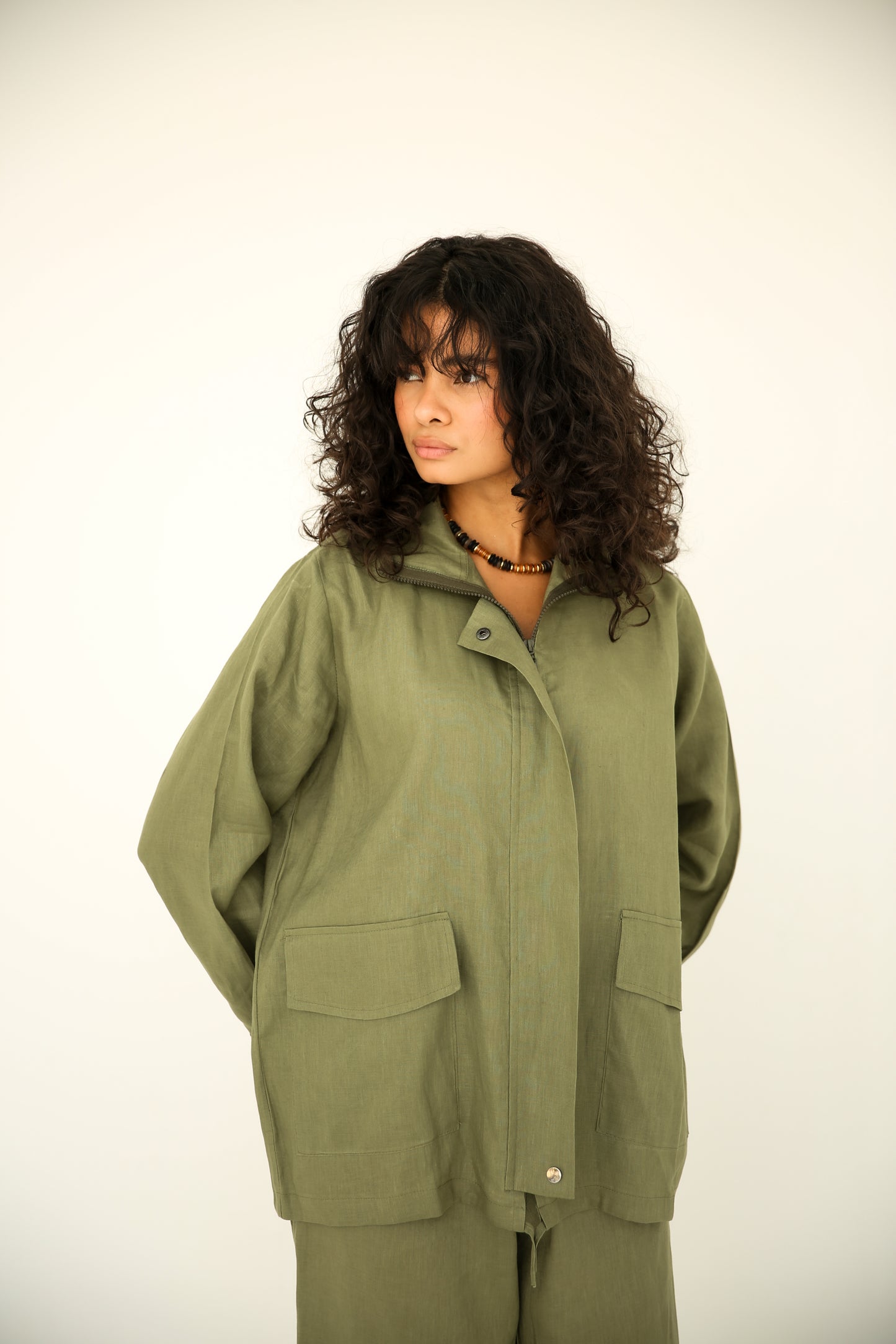 Pure linen set in olive green